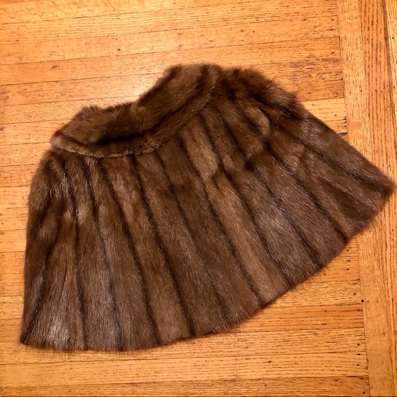 VINTAGE 1950’s 60’s MINK CAPALET CAPE - Picture 3 of 6